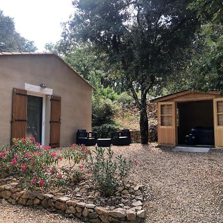 Retour Aux Sources Villa Sauve Exteriör bild