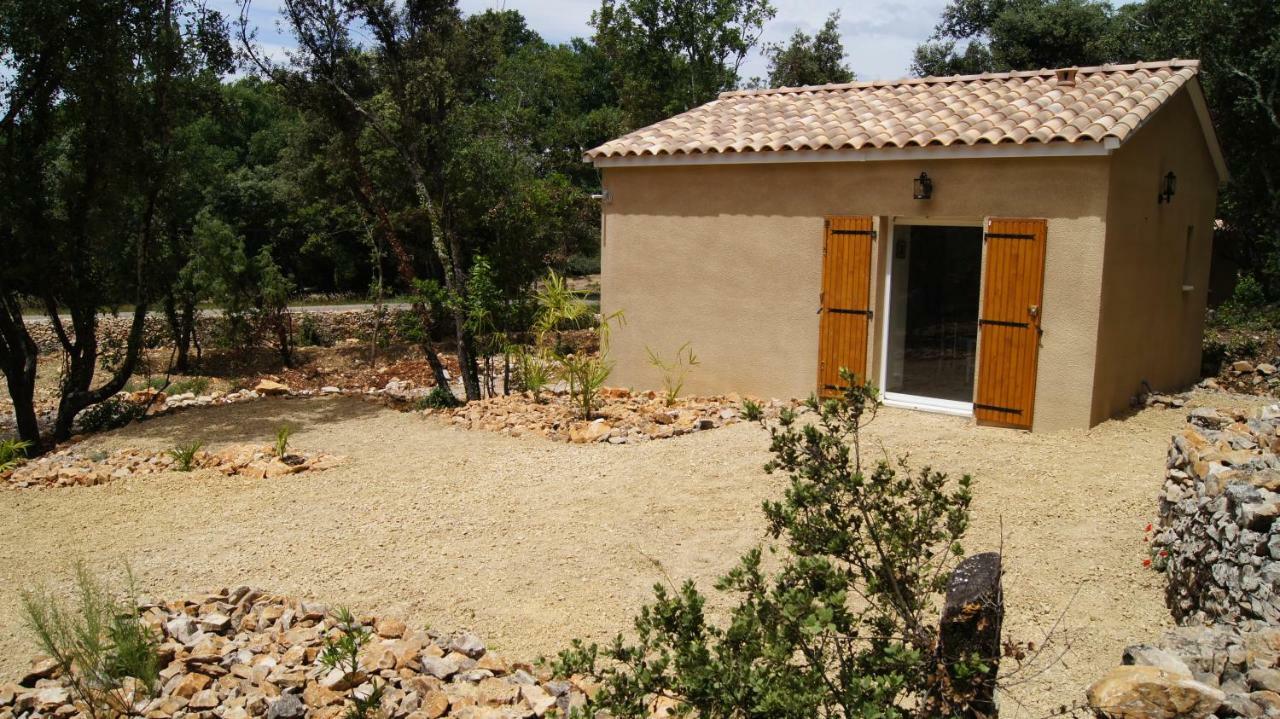 Retour Aux Sources Villa Sauve Exteriör bild